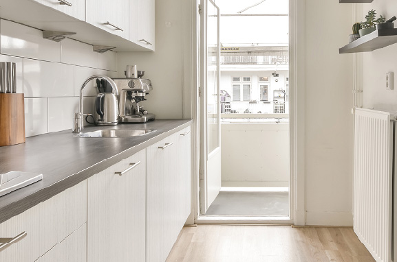 silken-white-1 solid wood cabinets