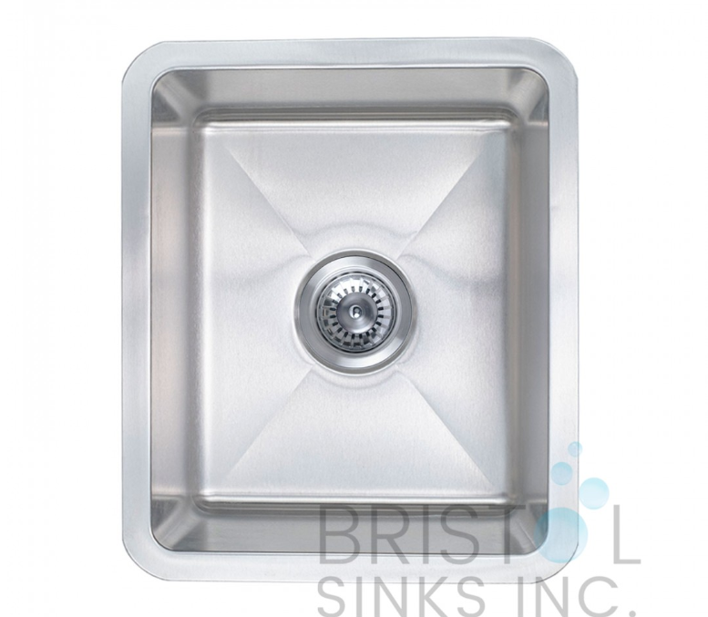 B1615 - UNDERMOUNT STAINLESS STEEL KITCHEN SINK 20 MM CORNERS