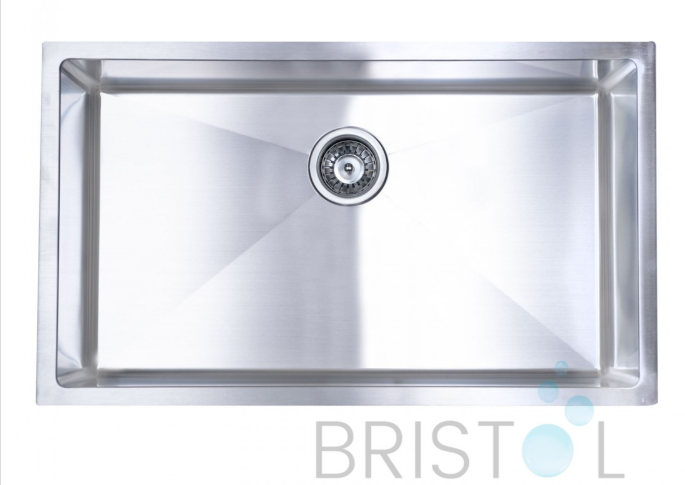 B1926 UNDERMOUNT STAINLESS STEEL KITCHEN SINK 10 MM CORNERS